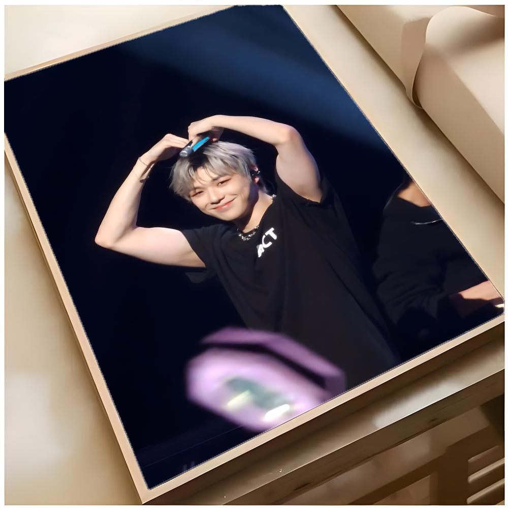 solo kpop star K-Kang Daniel P - Home Decor Solo ulasan dan harga